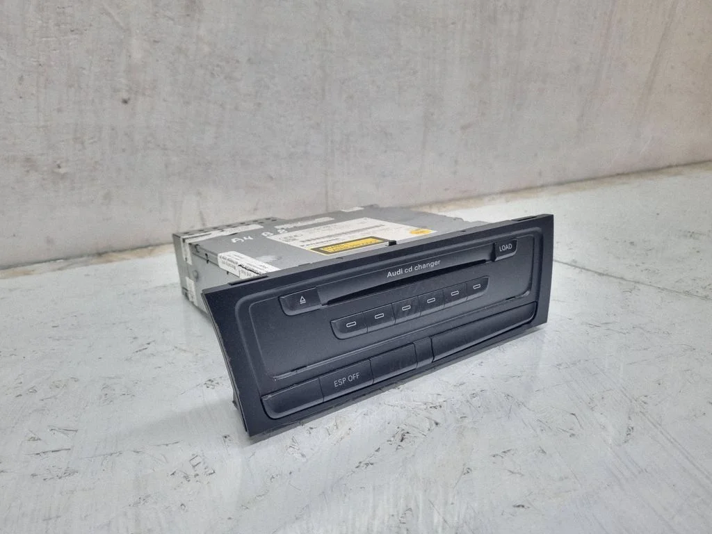 Radio/CD/DVD/GPS head unit – Audi A4 Allroad B8 (2008-2016)