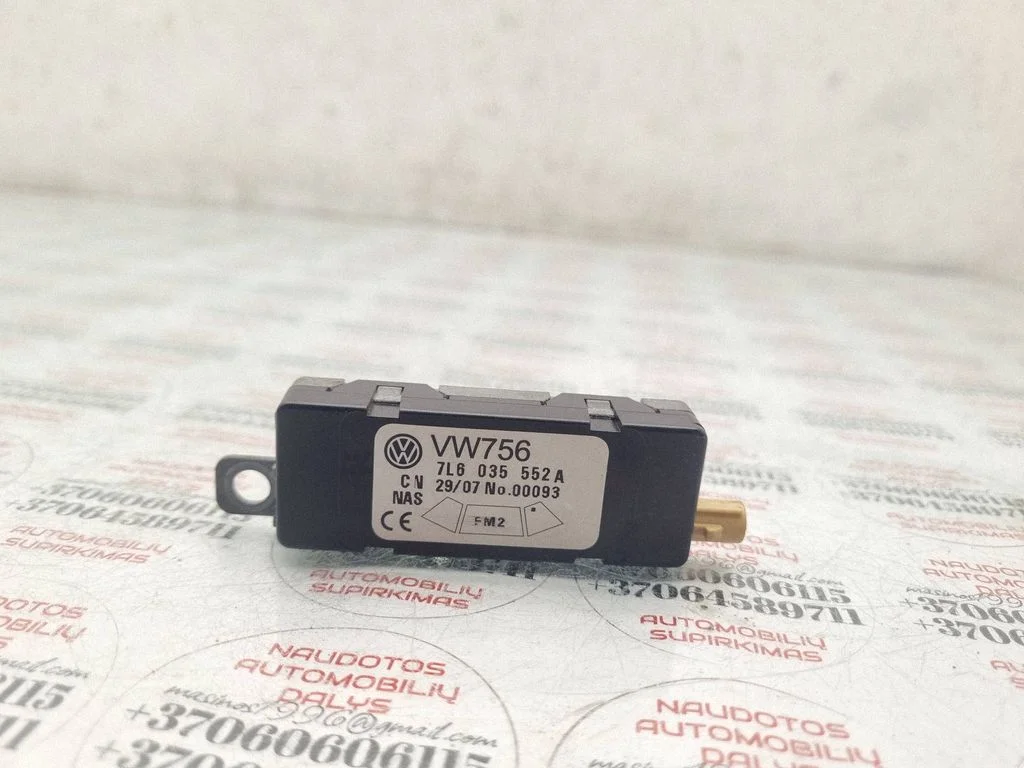 Antenas pastiprinātājs – Volkswagen Touareg I (2002-2010)