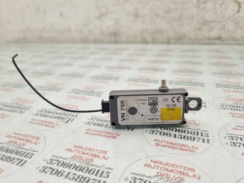 Antenas pastiprinātājs 7L6035577