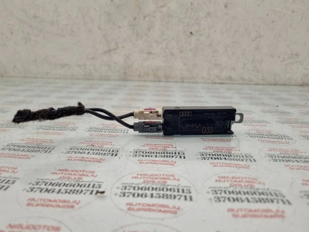 Aerial antenna amplifier 4F9035225A
