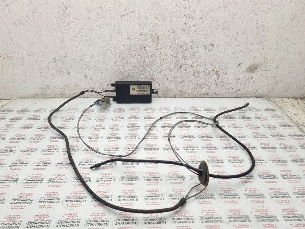 Antenas pastiprinātājs 7L6035507J
