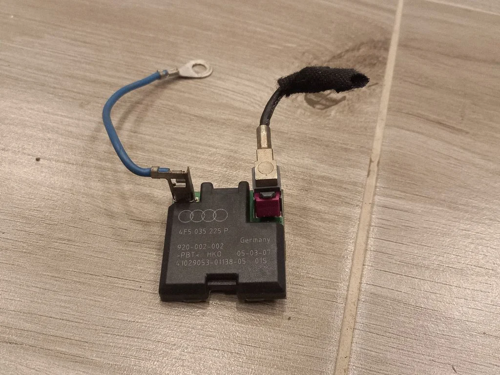 Antenas pastiprinātājs 4F5035225P