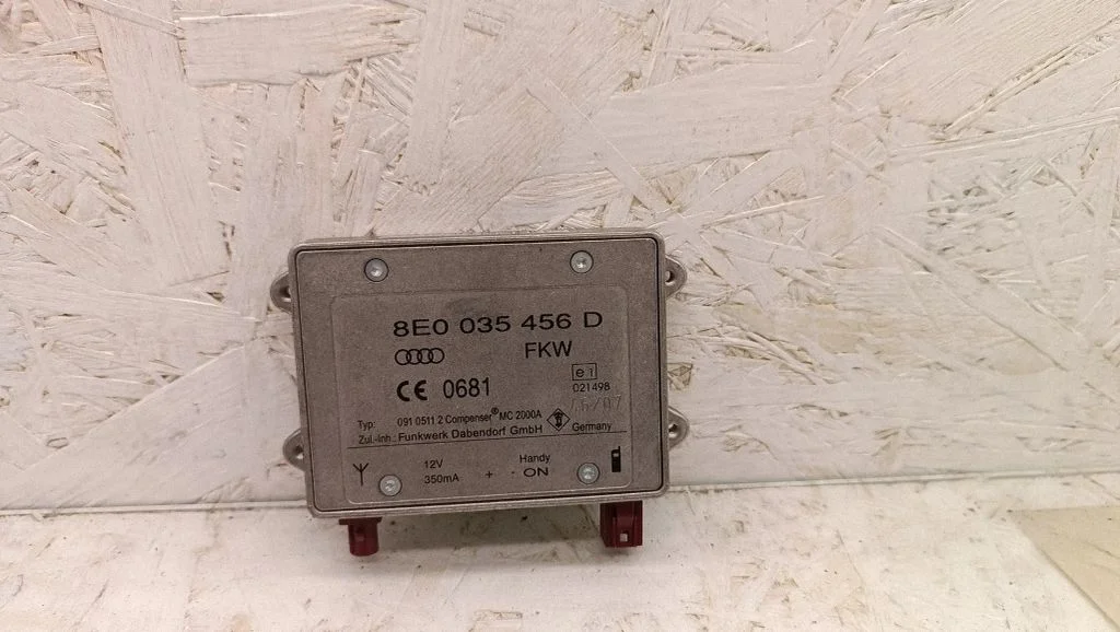 Aerial antenna amplifier – Audi A6 Allroad C6 (2006-2011)