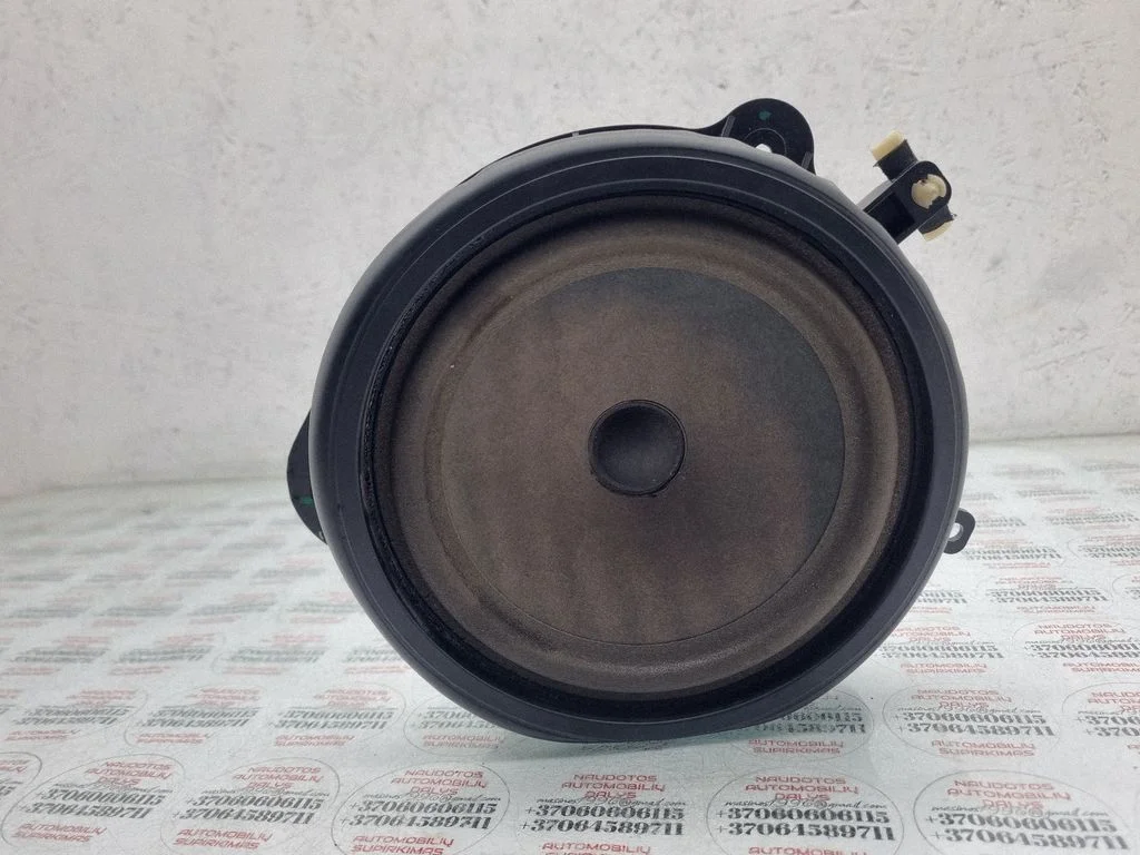 Front door speaker – Audi A3 S3 8P (2003-2012)