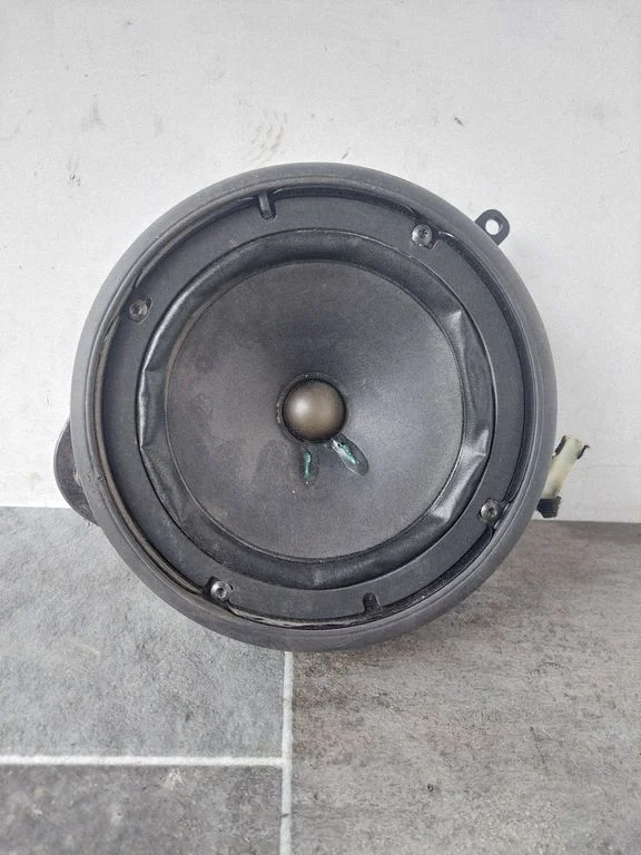 Front door speaker 8E0035411A