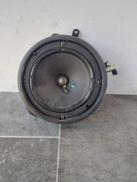 Front door speaker 8E0035411A