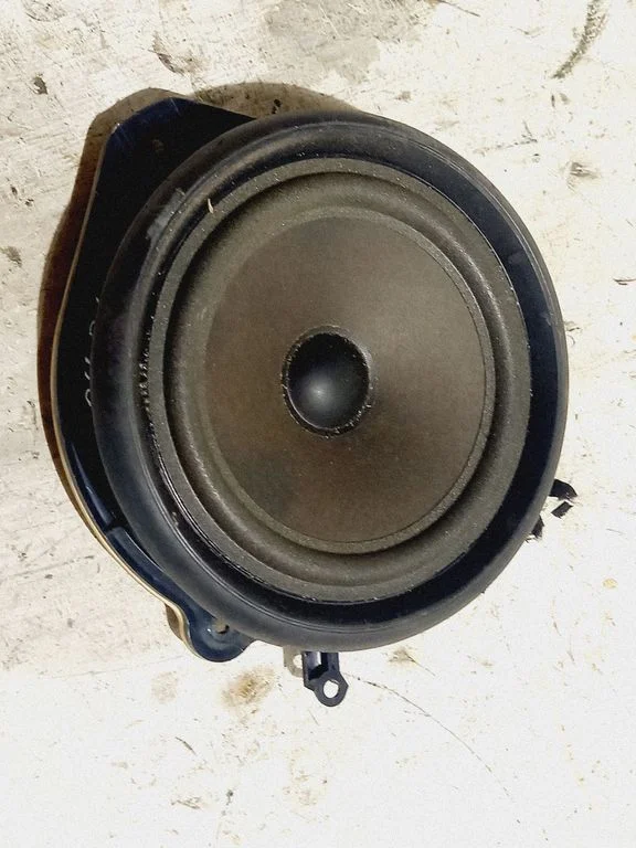 Front door speaker 8E0035411