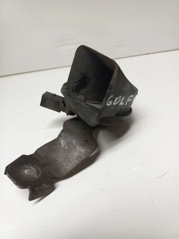 Horn signal – Volkswagen Golf Plus (2005-2013)