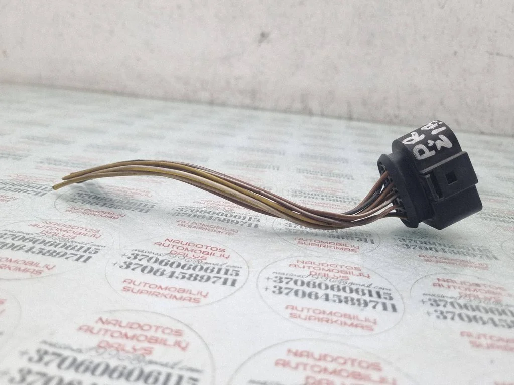 Esitule(de) juhtmestik – Audi A6 Allroad C5 (1999-2005)