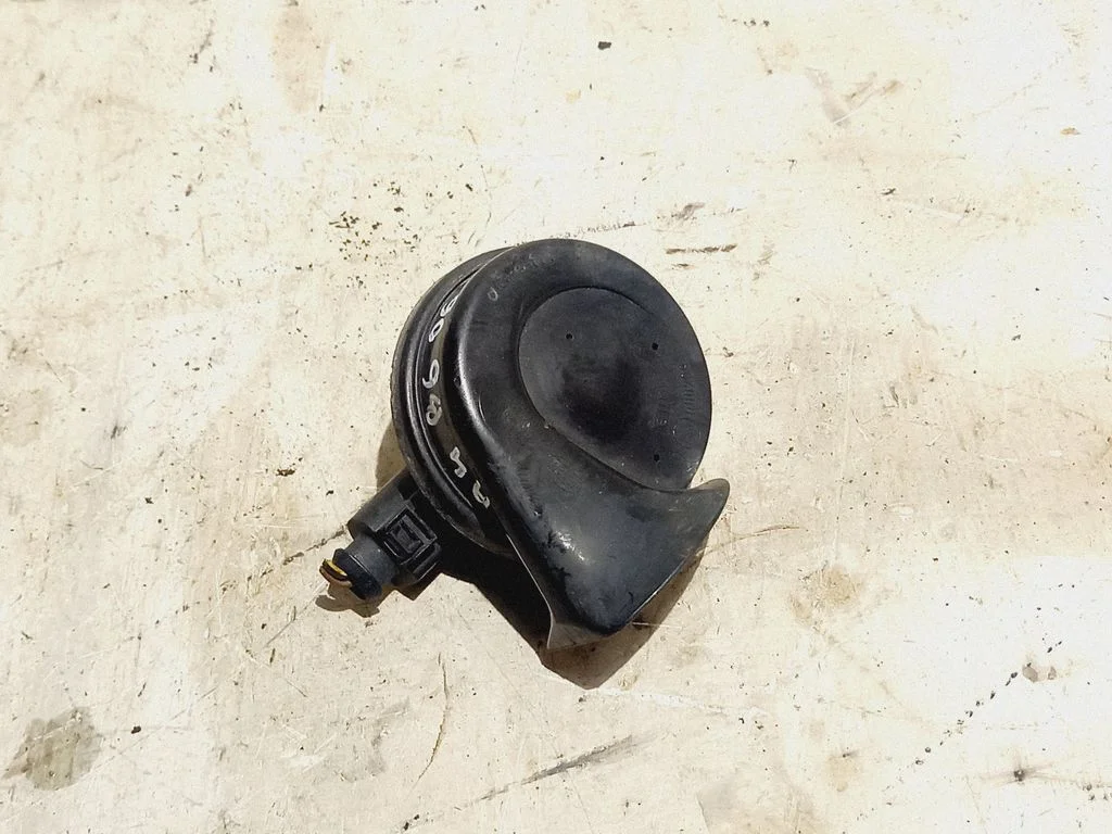 Signaalpasun – Audi A4 S4 B6 8E 8H (2001-2005)