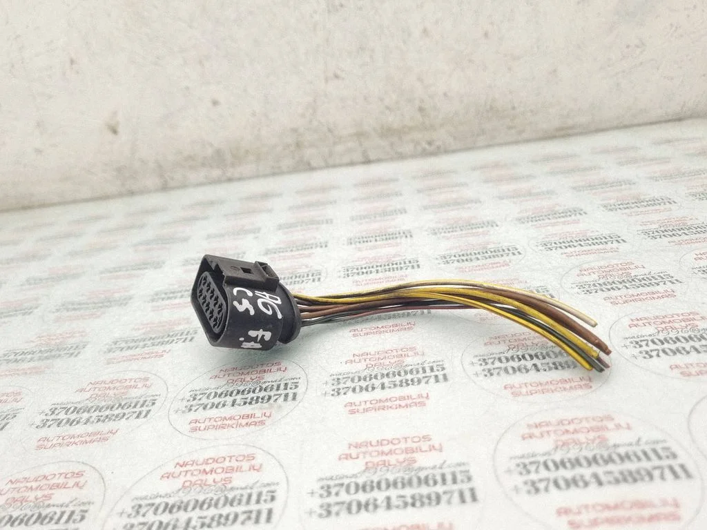 Esitule(de) juhtmestik – Audi A6 Allroad C5 (1999-2005)