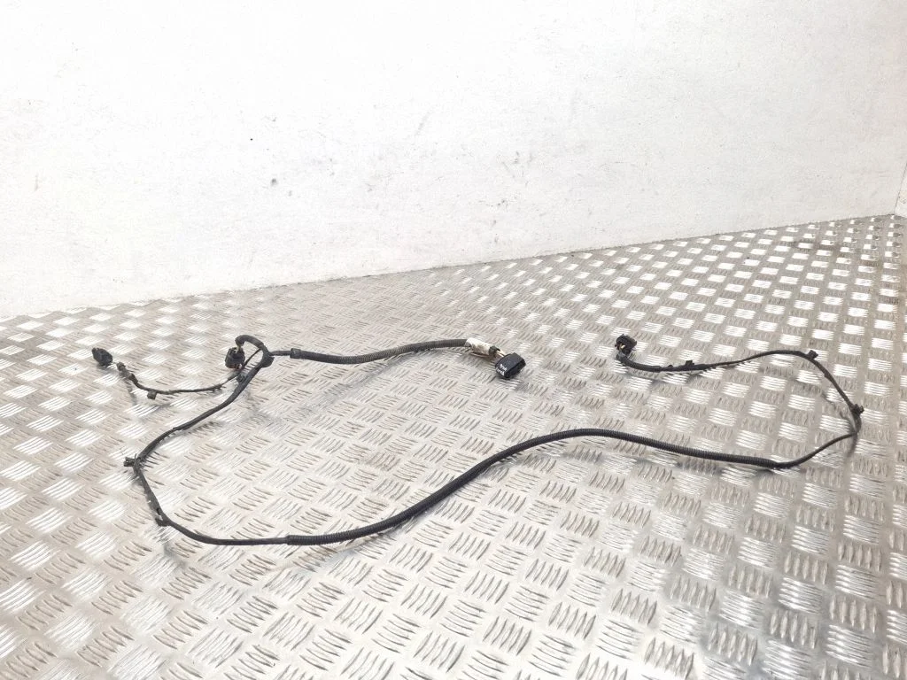 Esitule(de) juhtmestik – Volkswagen Touran I (2003-2010)