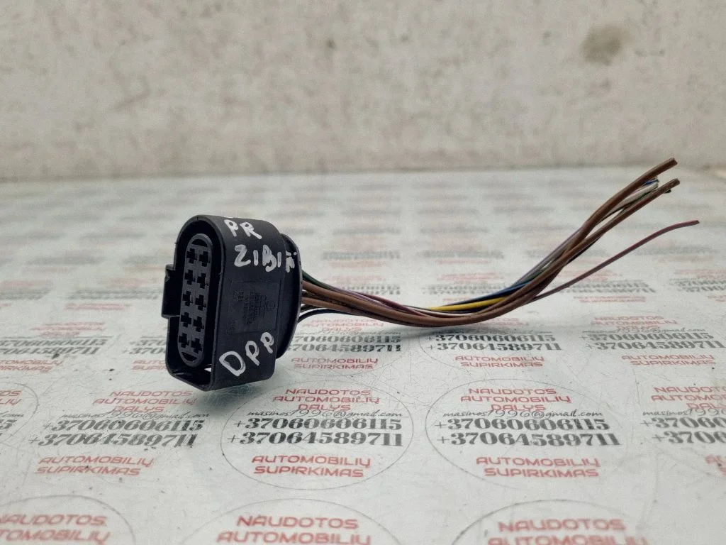 Esitule(de) juhtmestik – Volkswagen Golf Plus (2005-2013)