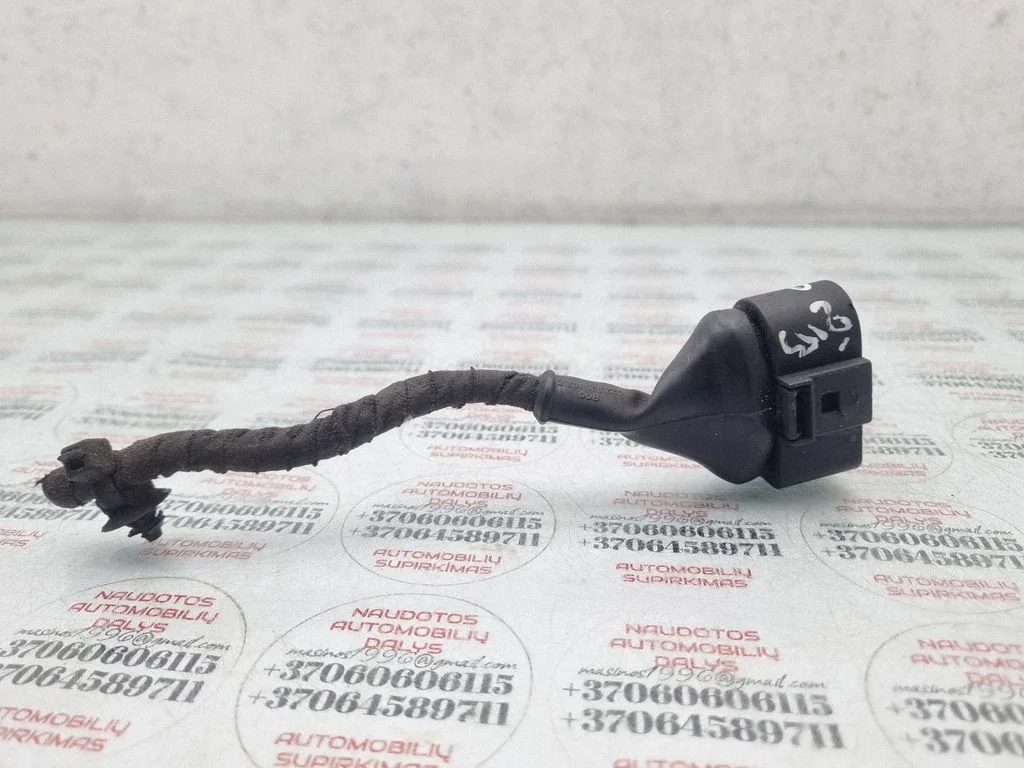 Esitule(de) juhtmestik – Audi A8 S8 D3 4E (2002-2009)