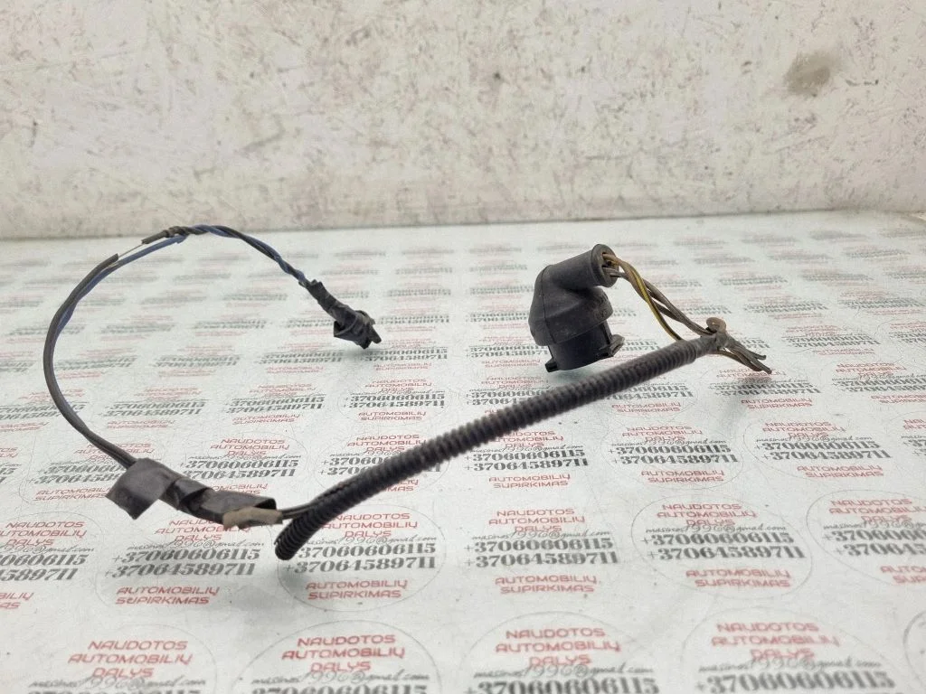 Esitule(de) juhtmestik – Audi A3 S3 8L (1996-2003)