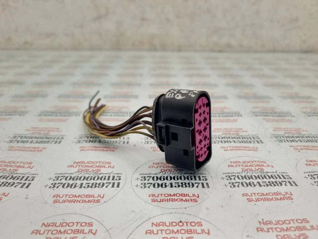 Esitule(de) juhtmestik – Seat Exeo (3R) (2008-2013)
