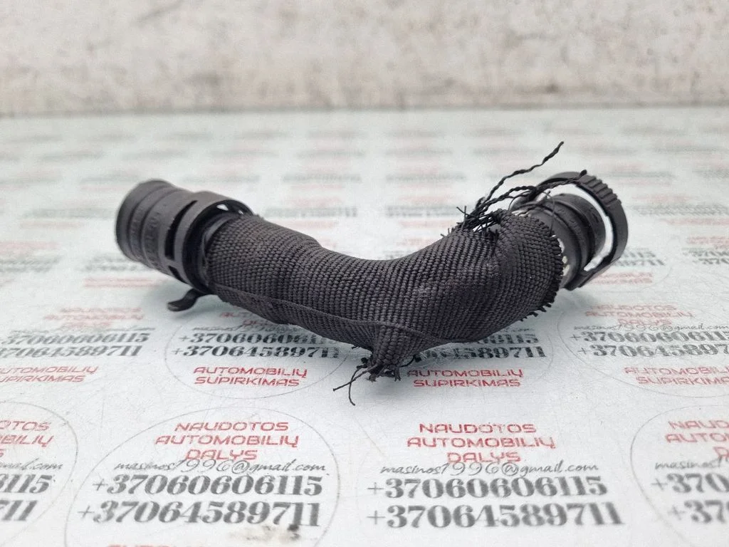 Breather/breather pipe/hose – Volkswagen Touran I (2003-2010)