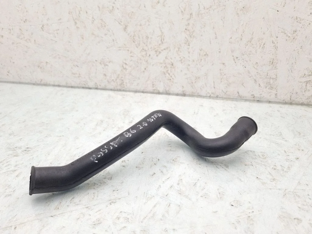 Breather/breather pipe/hose – Volkswagen Passat CC (2008-2016)