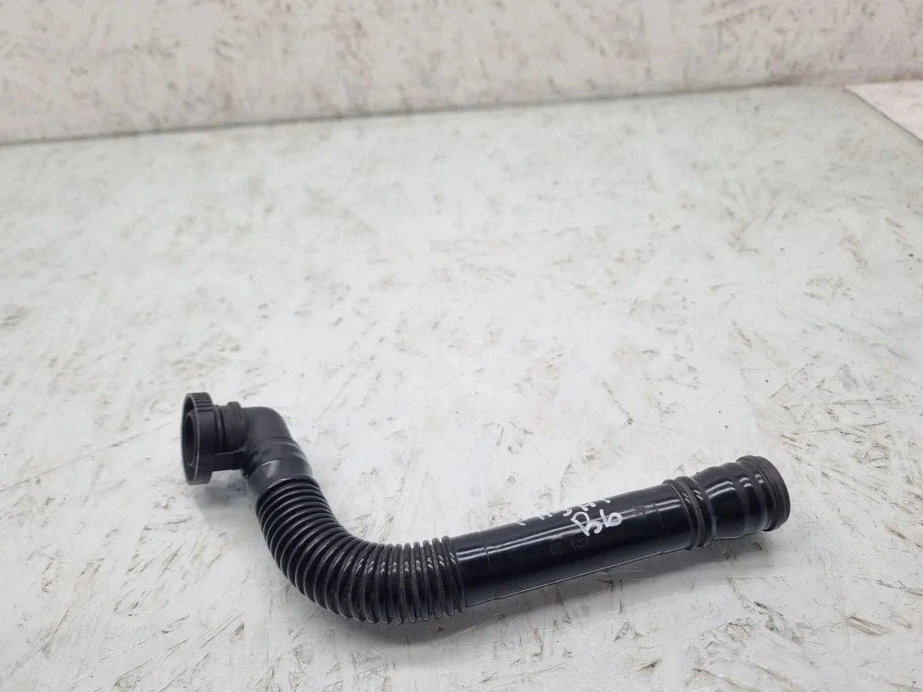 Breather/breather pipe/hose – Volkswagen Passat CC (2008-2016)