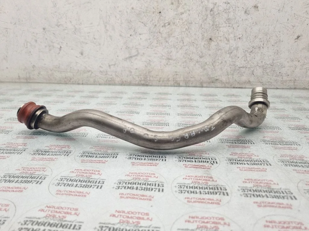 Breather/breather pipe/hose – Volkswagen Touareg I (2002-2010)