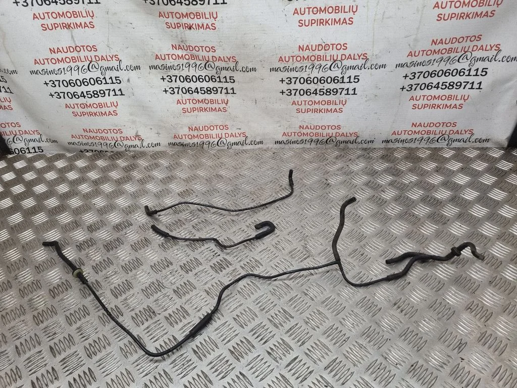 Vacuum line/pipe/hose 03L131552J