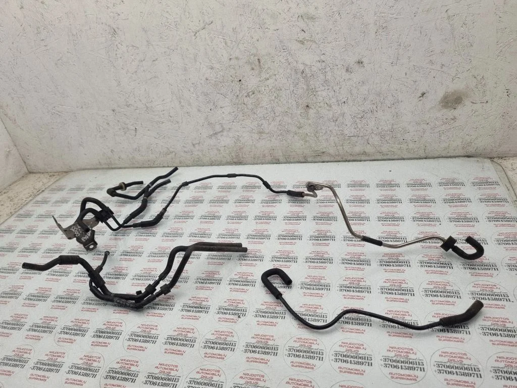 Vacuum line/pipe/hose 03L131529D