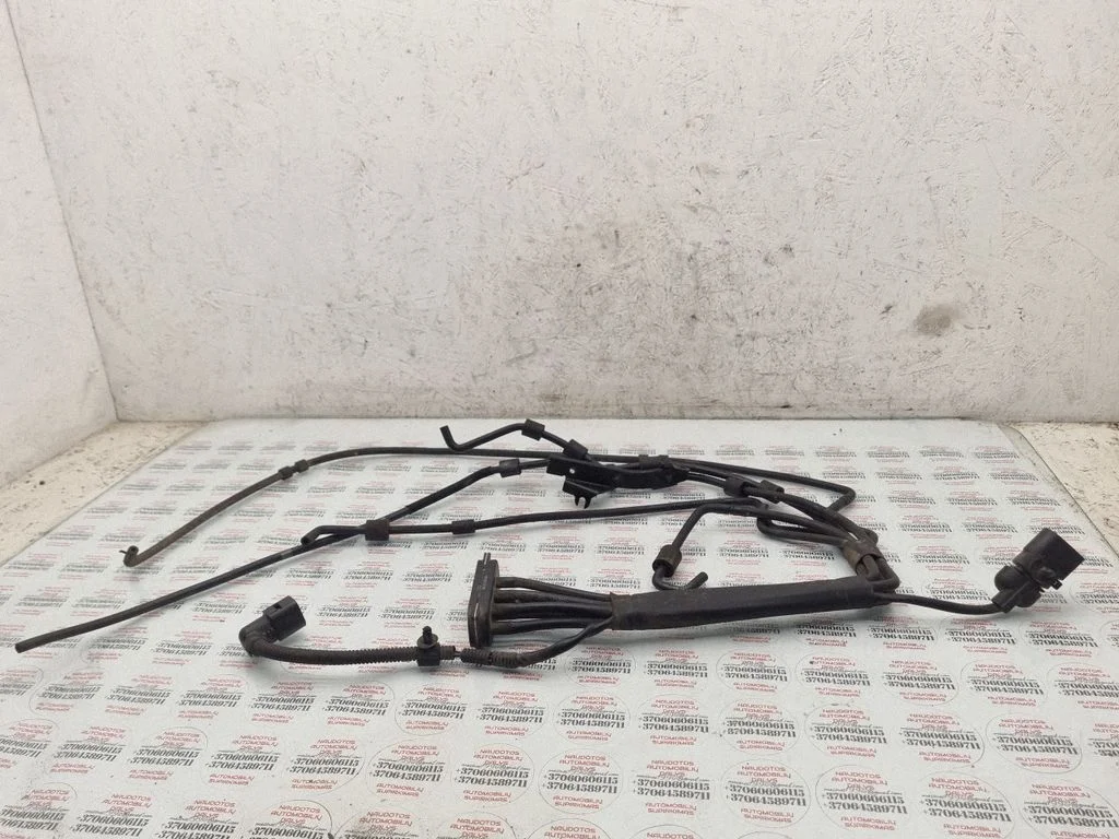 Vacuum line/pipe/hose – Volkswagen Touran I (2003-2010)
