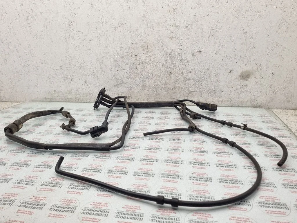 Vacuum line/pipe/hose – Volkswagen Touran I (2003-2010)