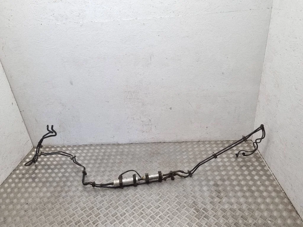 Fuel line/pipe/hose – Audi A4 Allroad B8 (2008-2016)