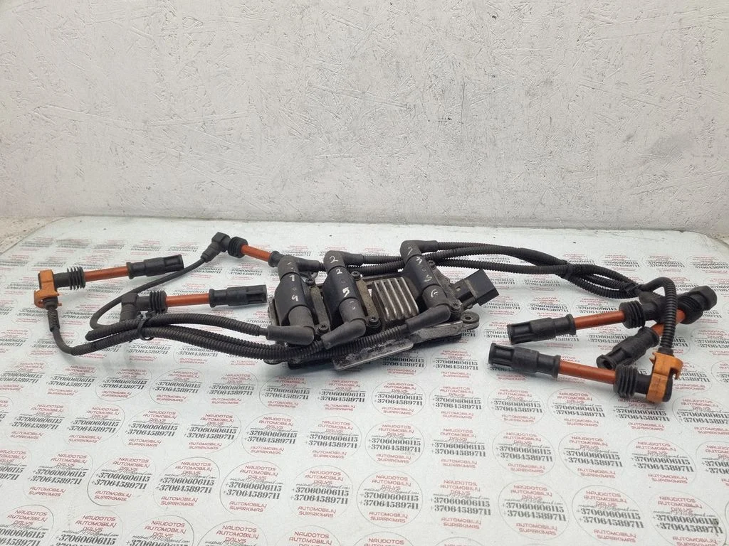 High voltage ignition coil 078905104