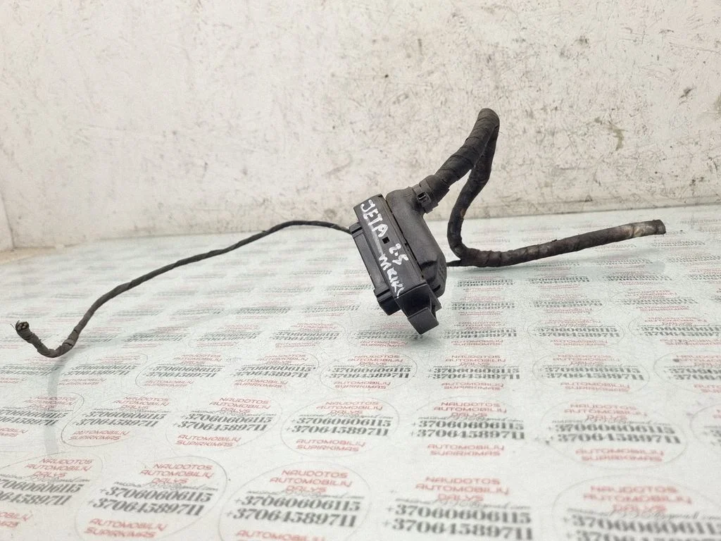 Motora vadu instalācija