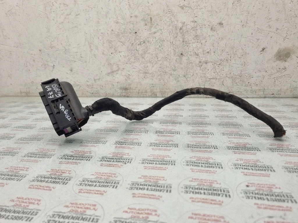 Motora vadu instalācija 3C0906385