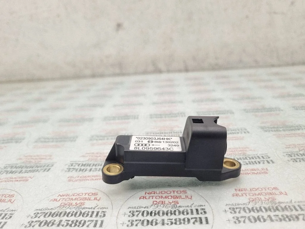 Airbag deployment crash/impact sensor – Audi A3 S3 8L (1996-2003)