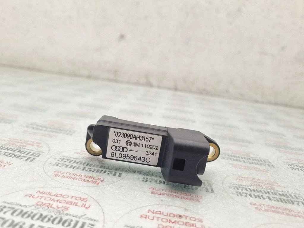 Airbag deployment crash/impact sensor – Audi A3 S3 8L (1996-2003)
