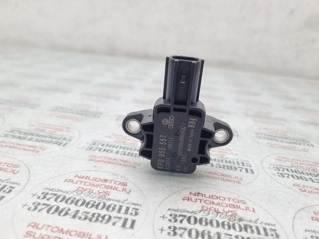Drošības spilvenu trieciena sensors 8P0955557
