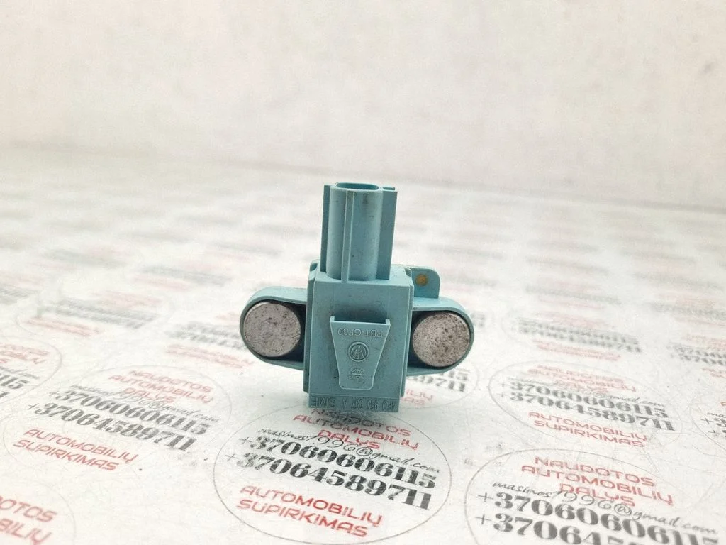 Drošības spilvenu trieciena sensors 4F0955557A