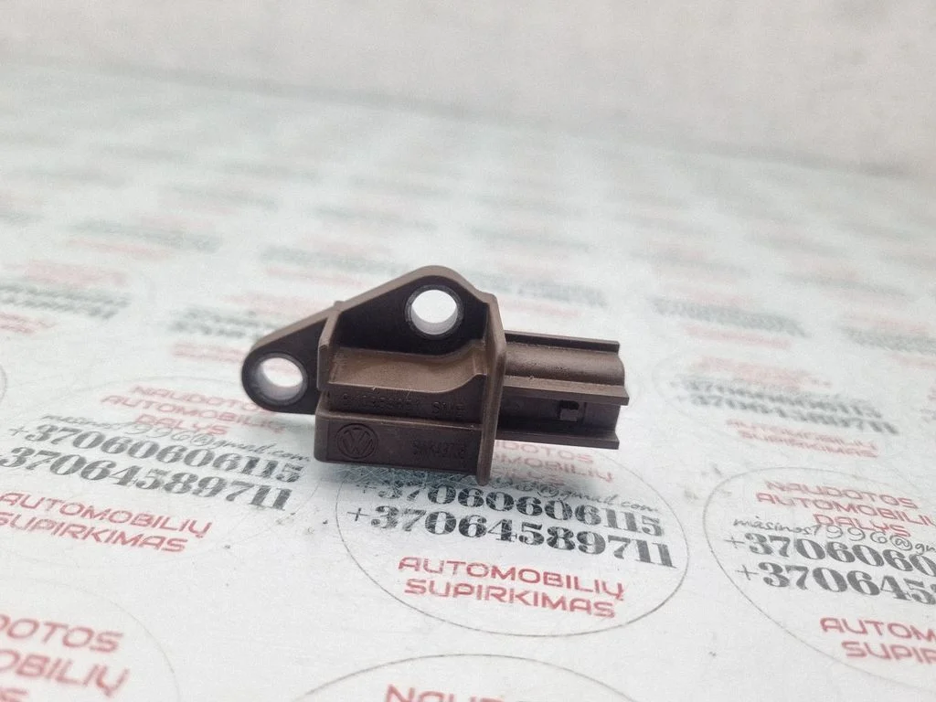 Drošības spilvenu trieciena sensors 8K0959651