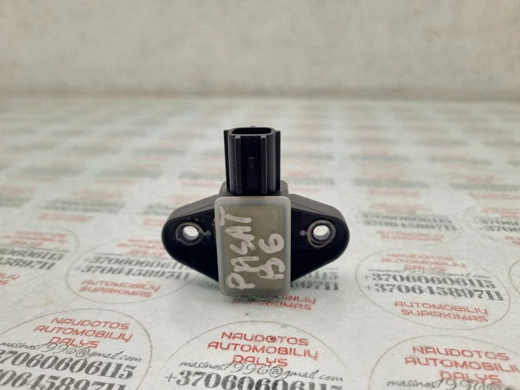 Drošības spilvenu trieciena sensors – Volkswagen Passat CC (2008-2016)