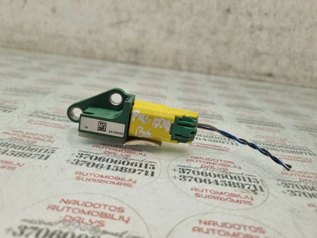 Drošības spilvenu trieciena sensors 3C0909606