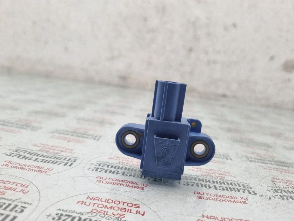 Drošības spilvenu trieciena sensors 1K0955557A