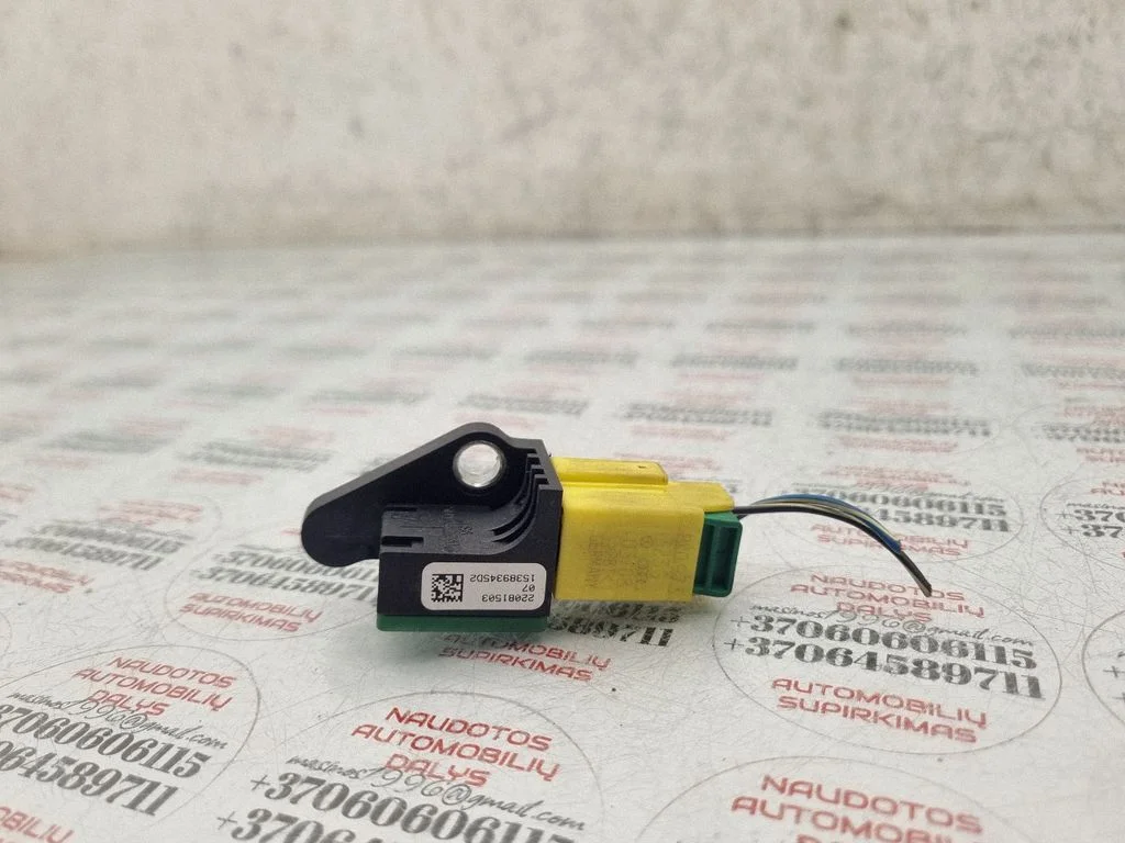Drošības spilvenu trieciena sensors 8K0973323S