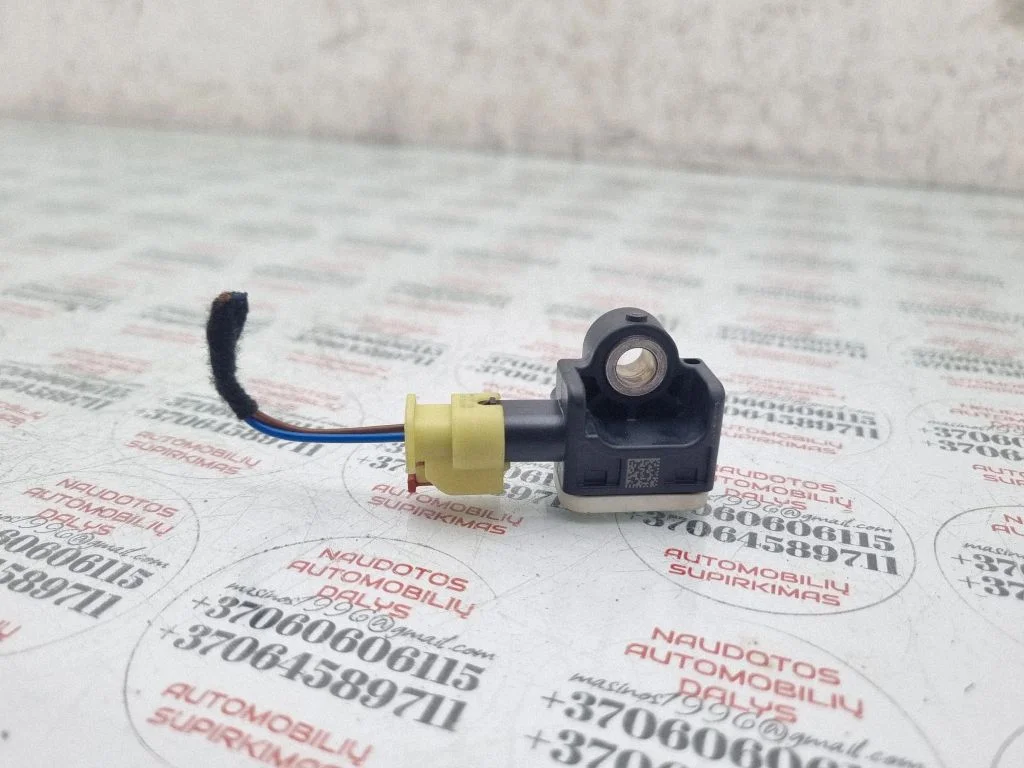 Drošības spilvenu trieciena sensors 4F0959643B