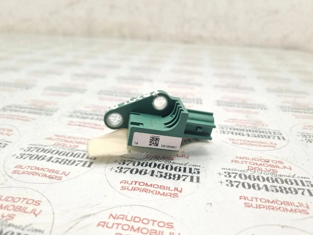 Drošības spilvenu trieciena sensors 3C0909606