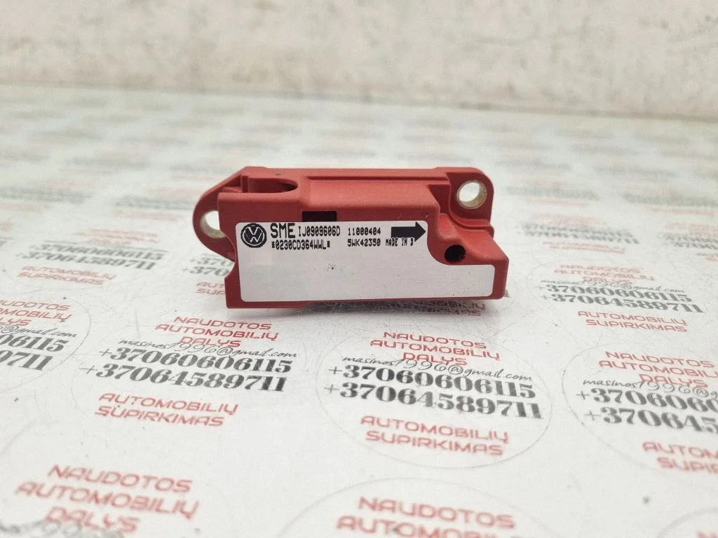 Airbag deployment crash/impact sensor 1J0909606D