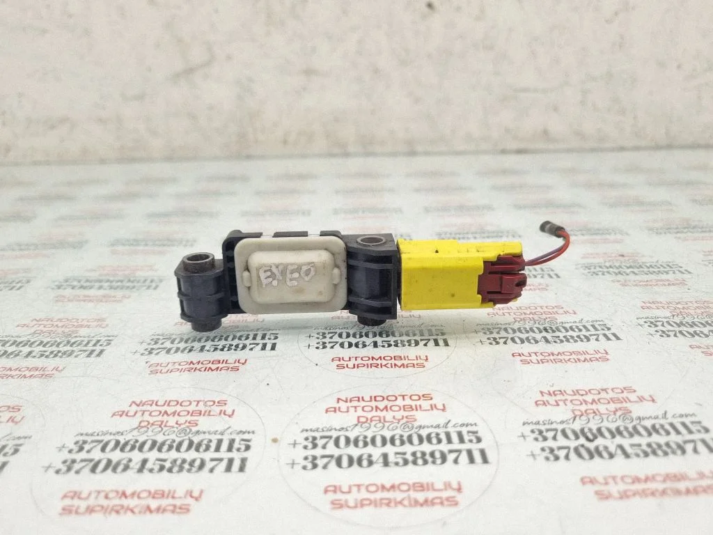 Airbag deployment crash/impact sensor – Seat Exeo (3R) (2008-2013)