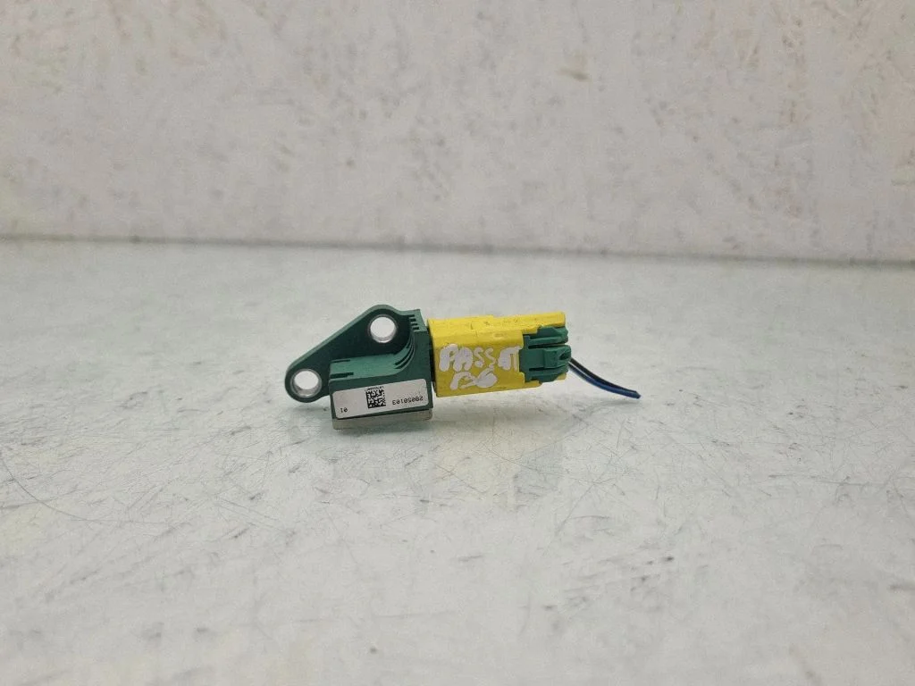Drošības spilvenu trieciena sensors 3C0909606
