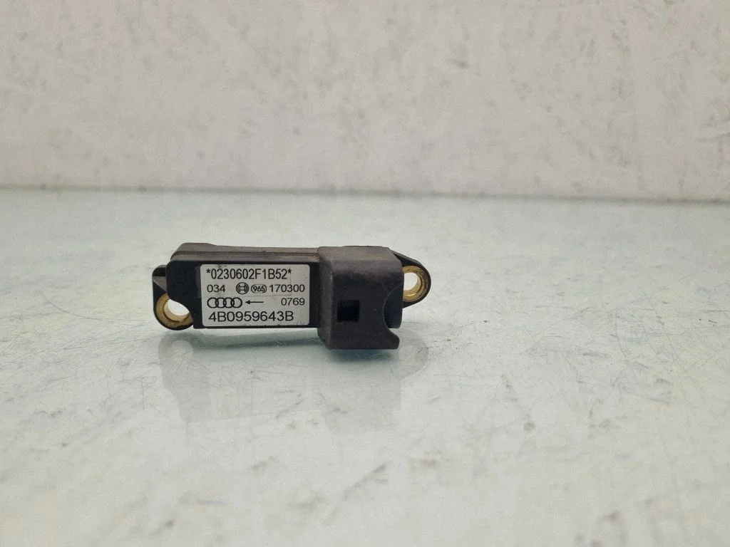 Airbag deployment crash/impact sensor 4B0959643B