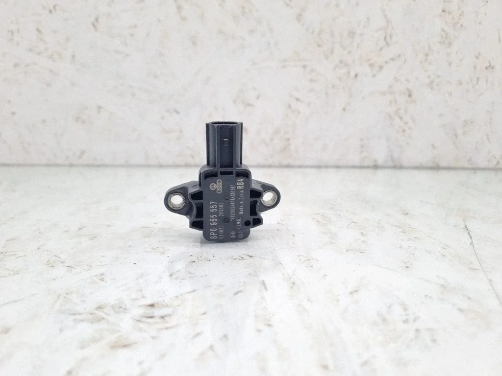 Airbag deployment crash/impact sensor 8P0955557