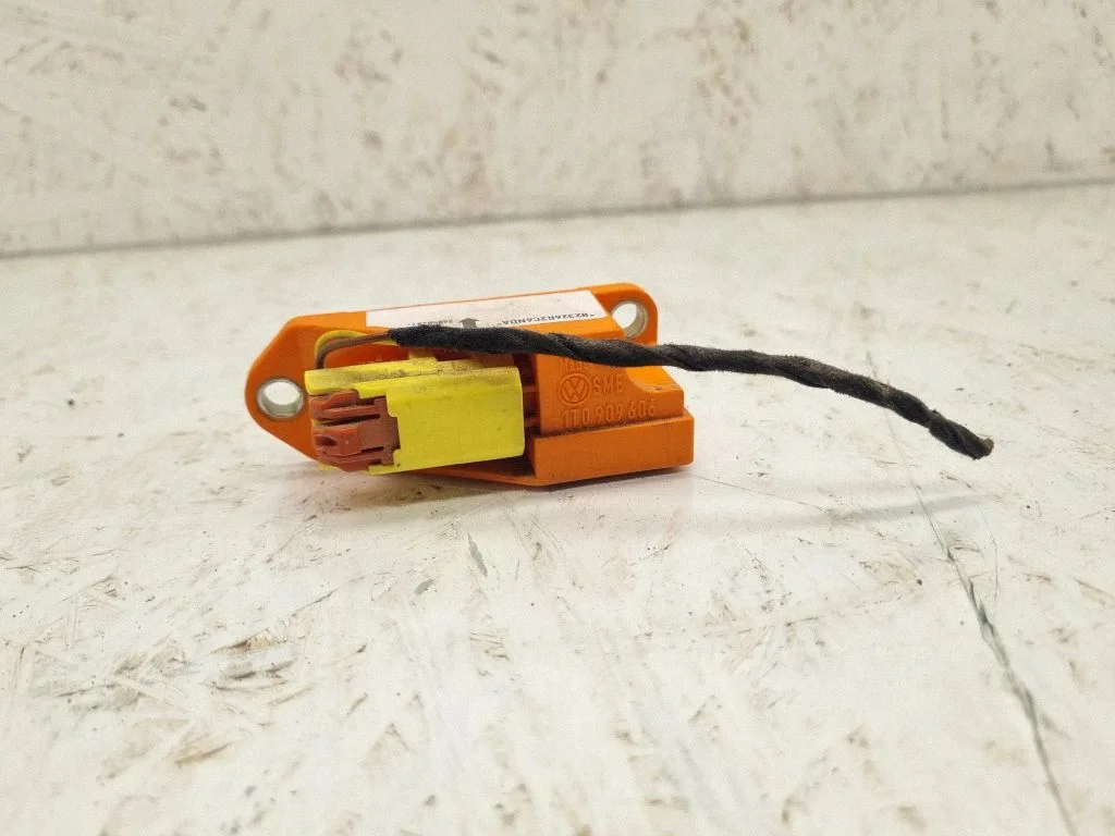 Airbag deployment crash/impact sensor 1T0909606