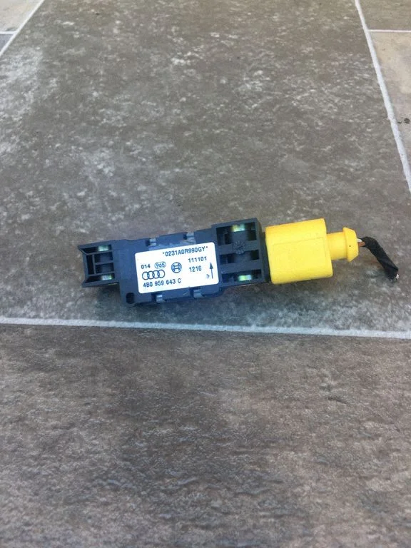 Airbag deployment crash/impact sensor 4B0959643C